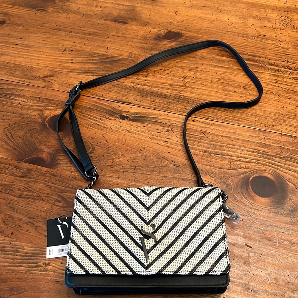 NWT Simply Vera Vera Wang Black White Crossbody Purse